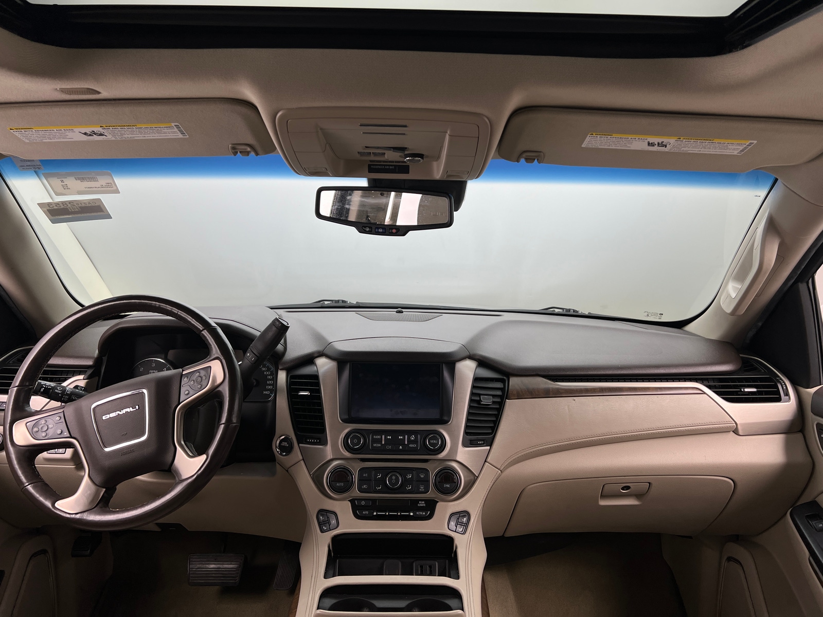 Thumbnail: 2018 GMC Yukon XL - 2