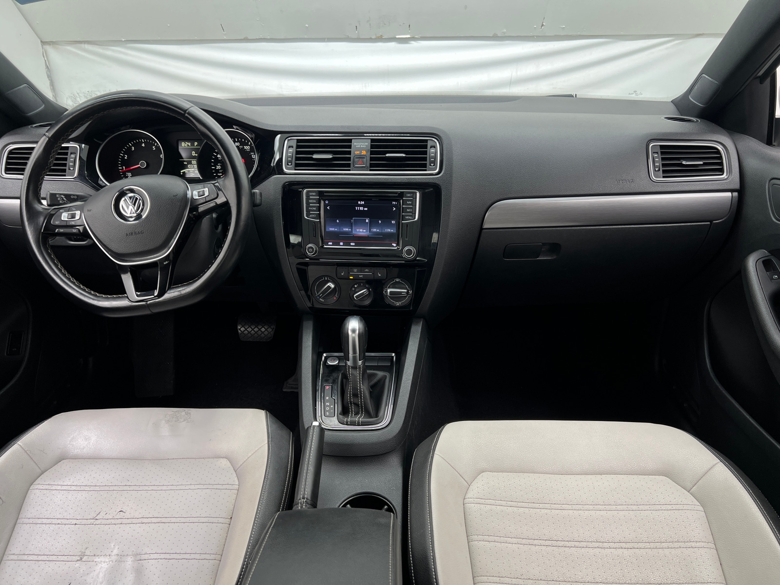 Thumbnail: 2016 Volkswagen Jetta - 2