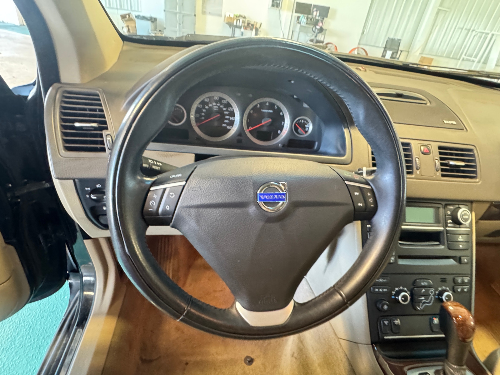 Thumbnail: 2013 Volvo XC90 - 4