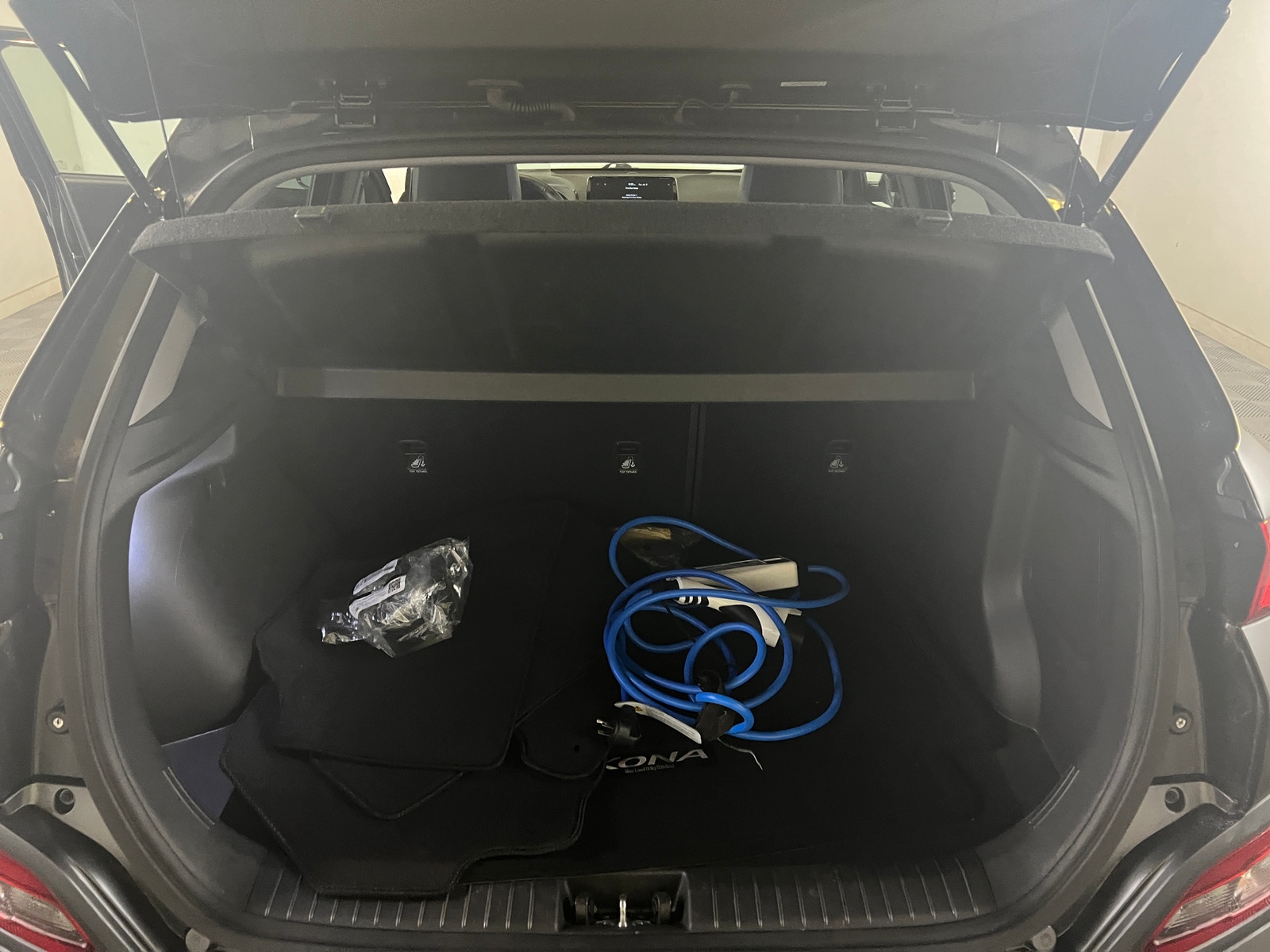 Thumbnail: 2021 Hyundai Kona - 6