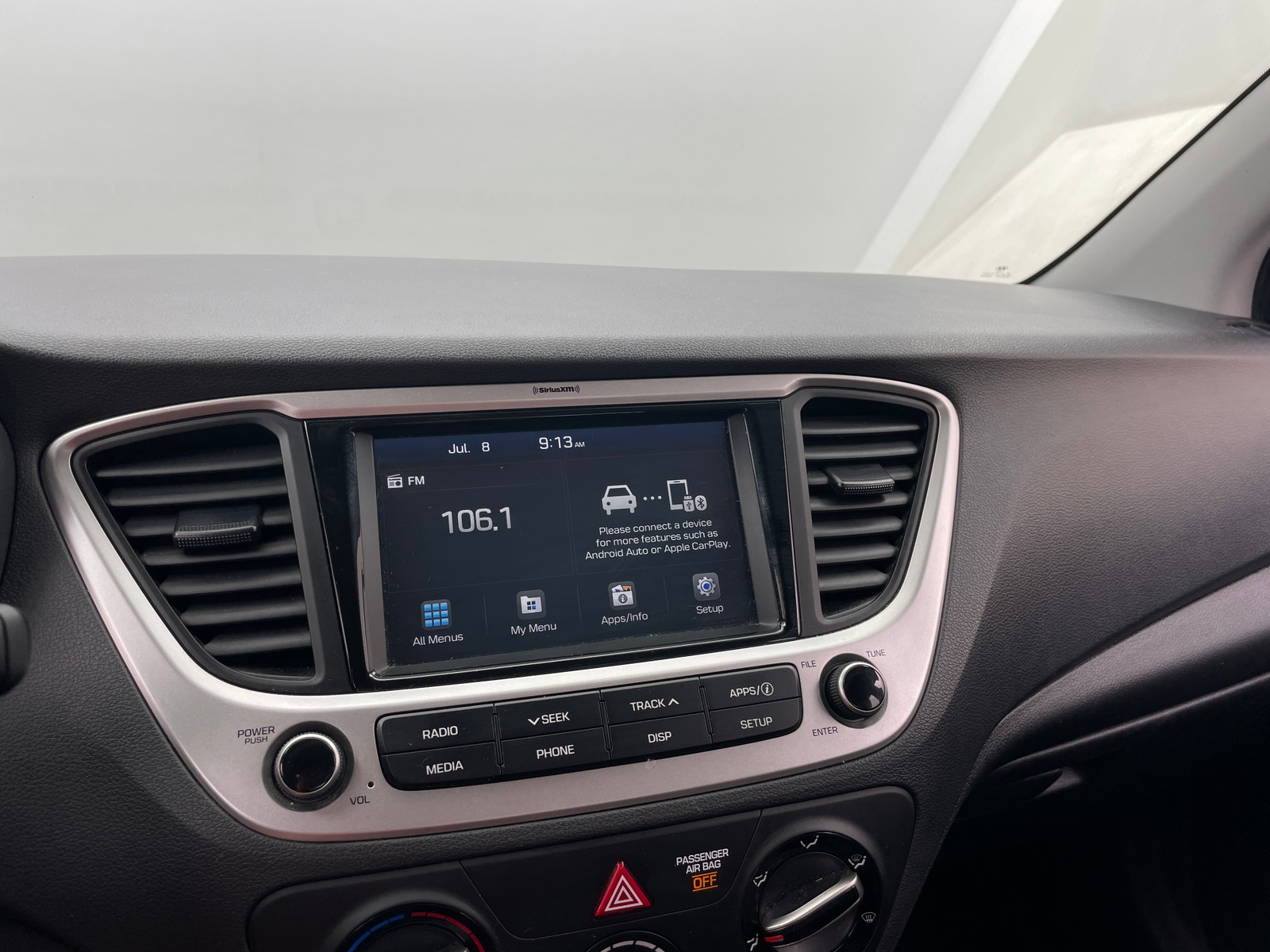 Thumbnail: 2022 Hyundai Accent - 4