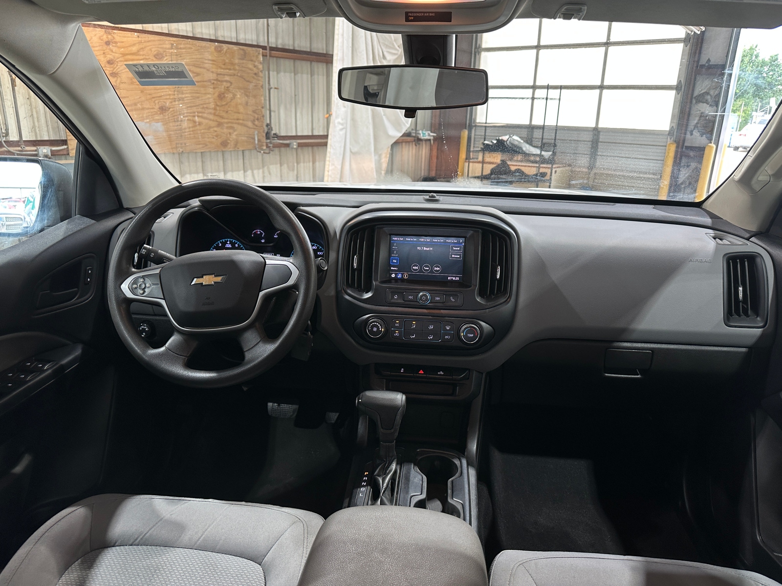 Thumbnail: 2021 Chevrolet Colorado - 3