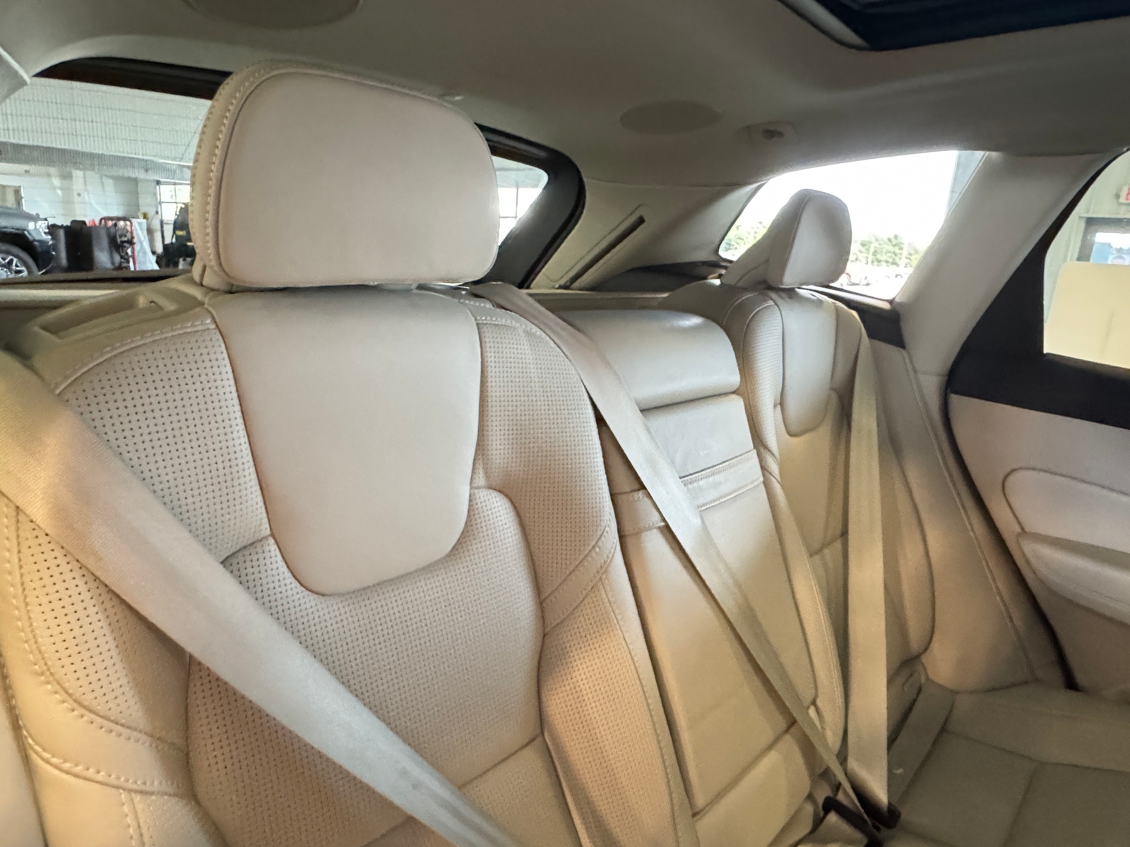 Thumbnail: 2019 Volvo XC60 - 5
