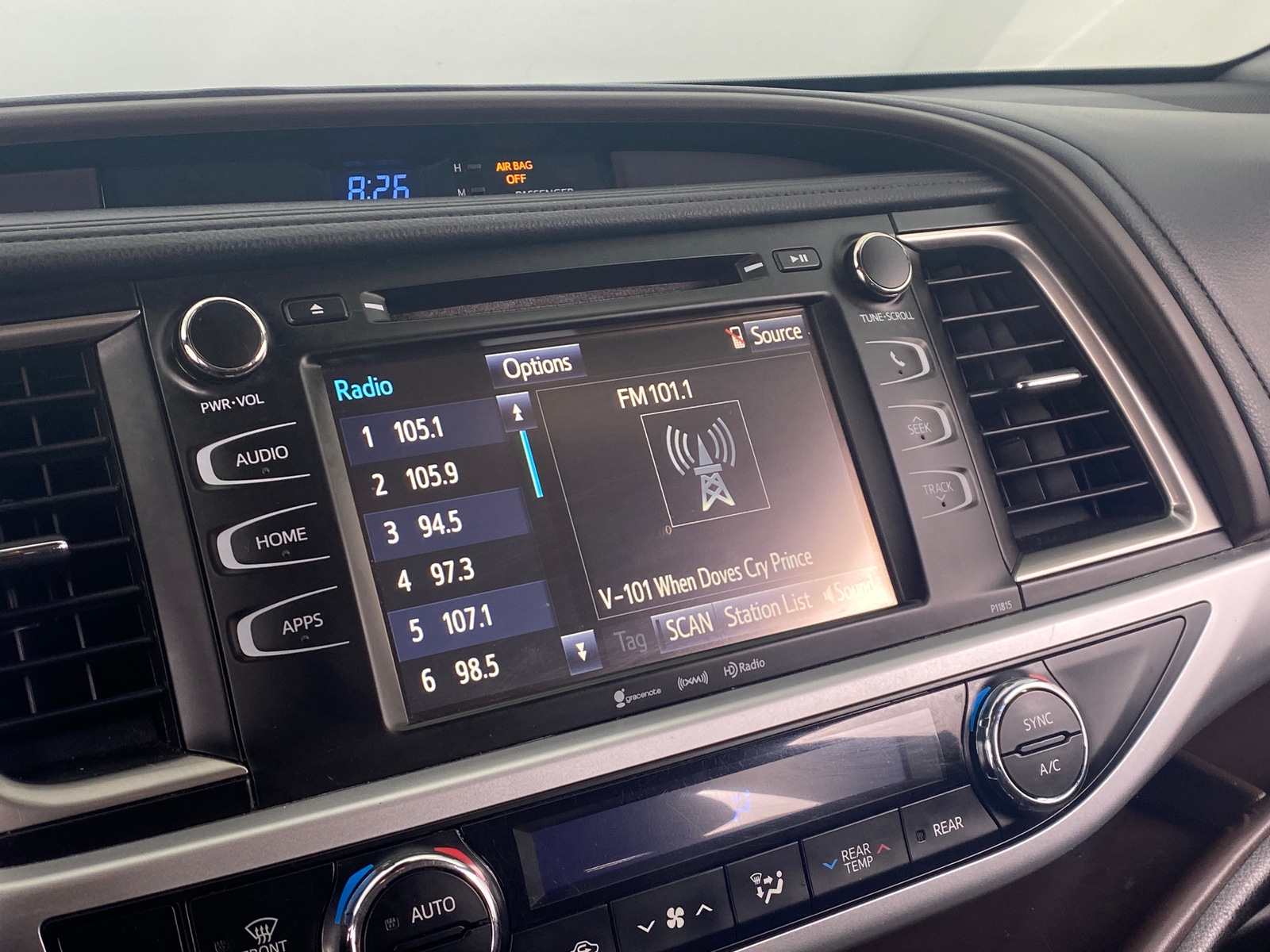 Thumbnail: 2019 Toyota Highlander - 4