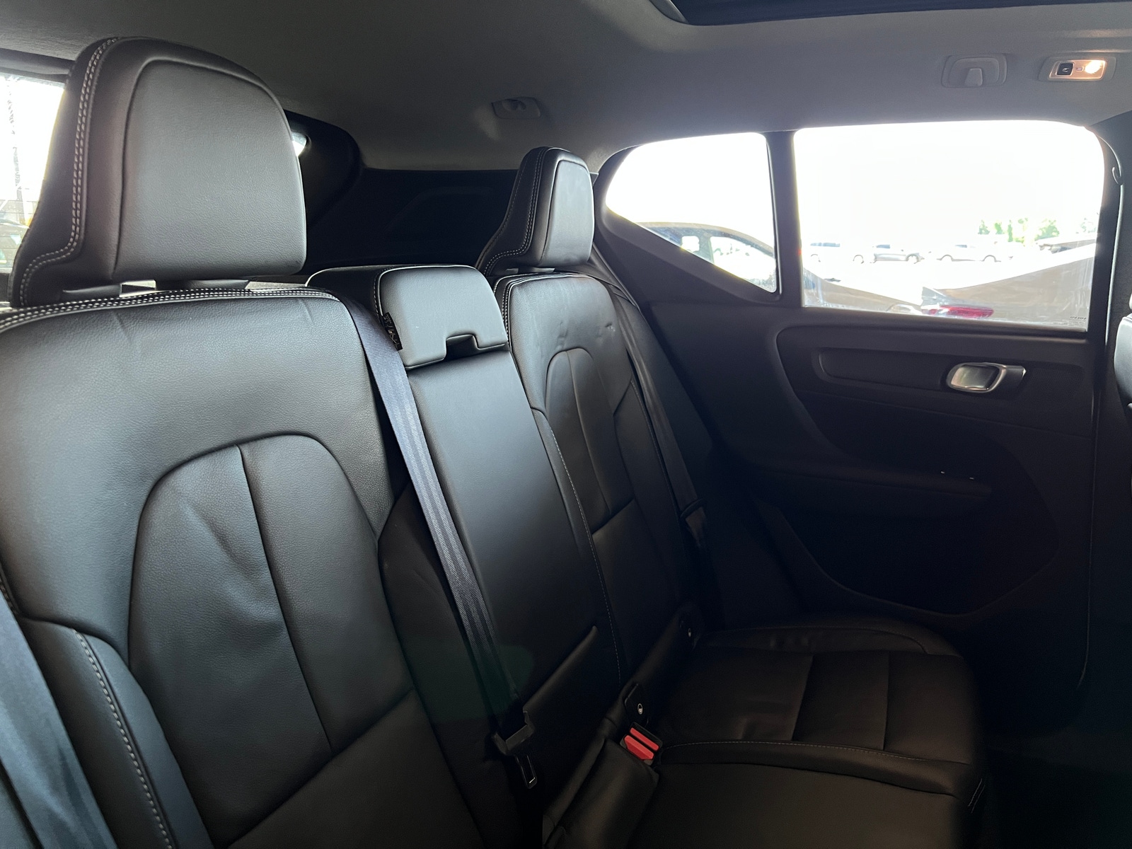 Thumbnail: 2019 Volvo XC40 - 5