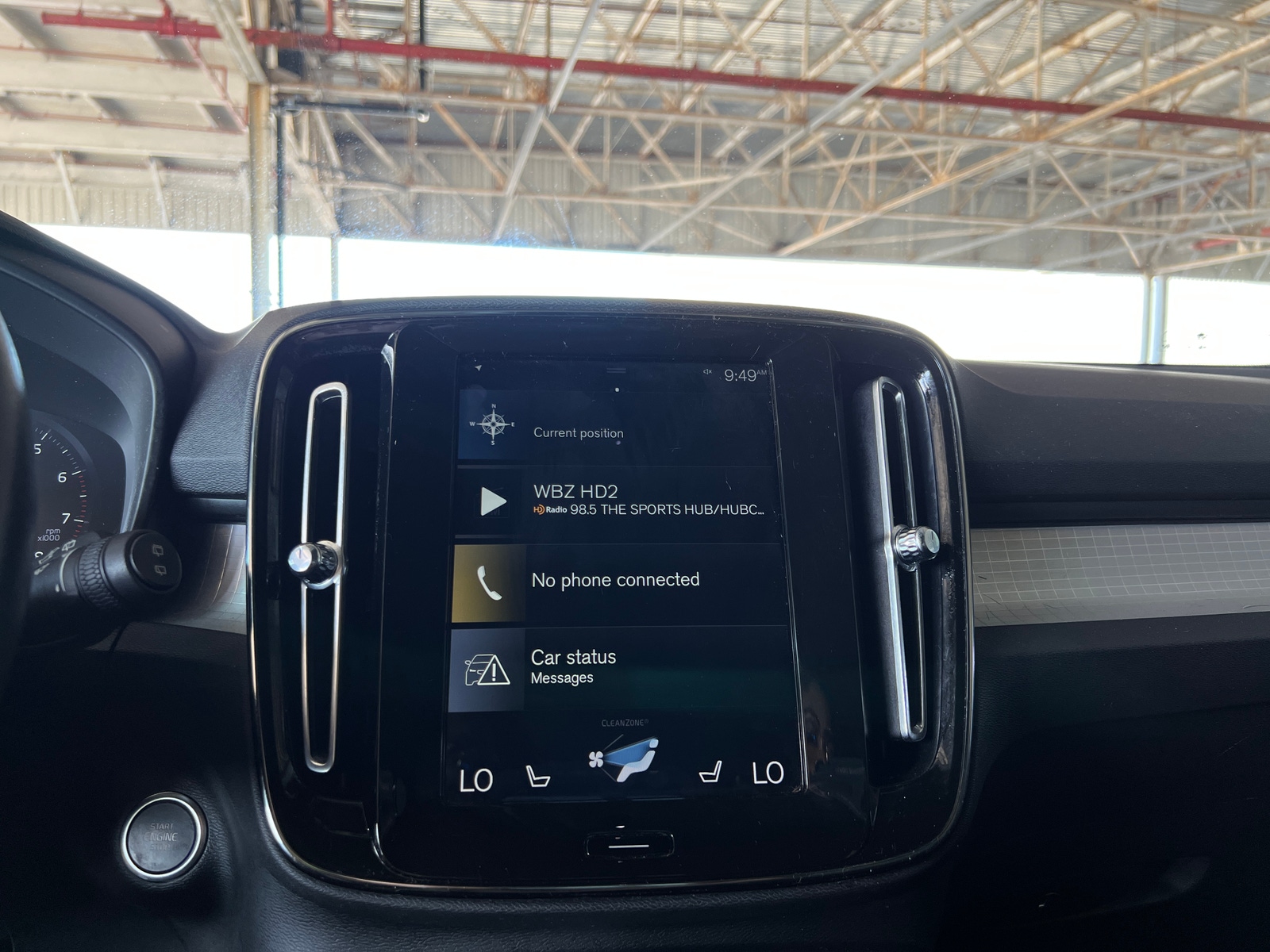 Thumbnail: 2019 Volvo XC40 - 3