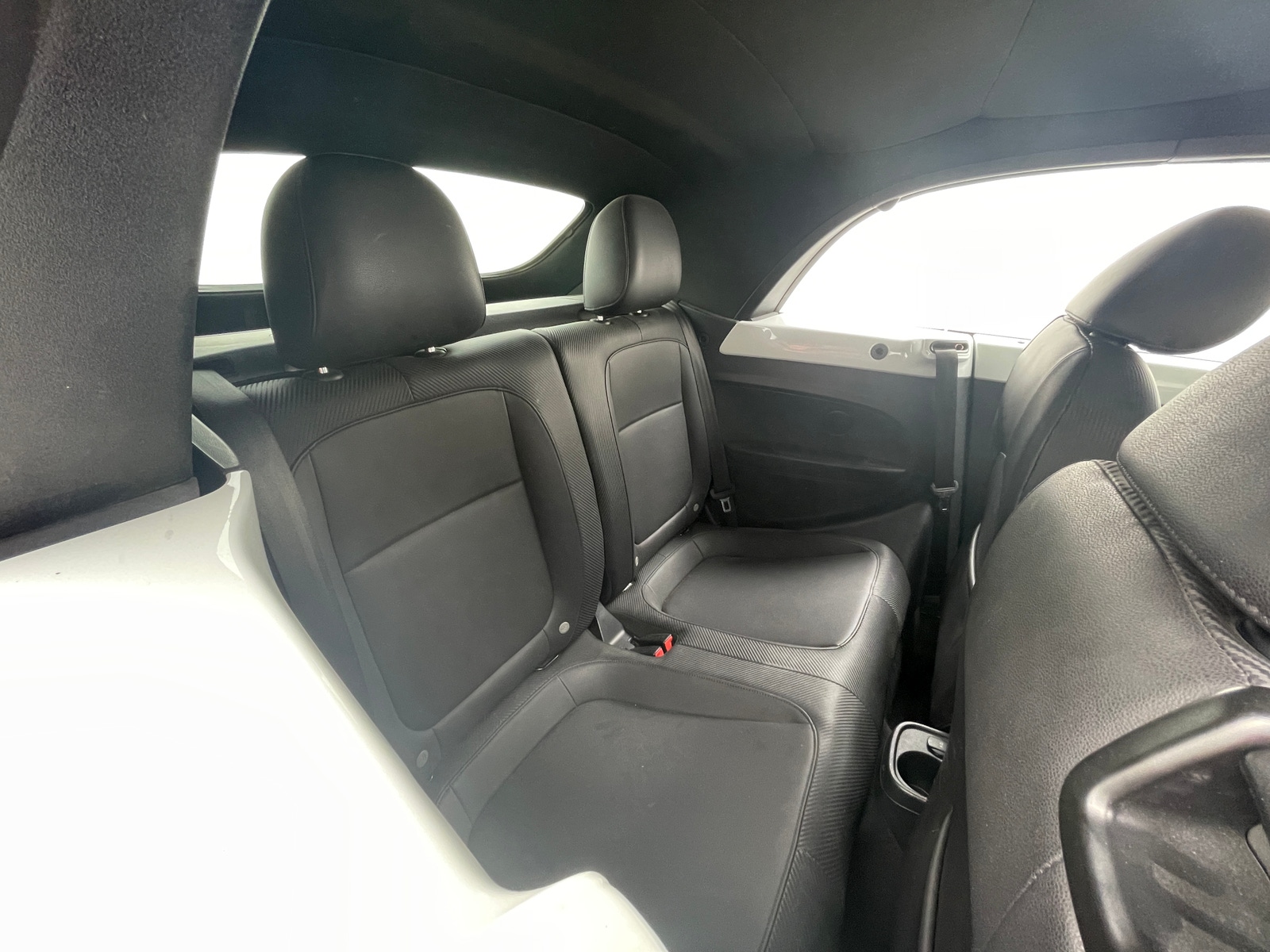 Thumbnail: 2015 Volkswagen Beetle - 5