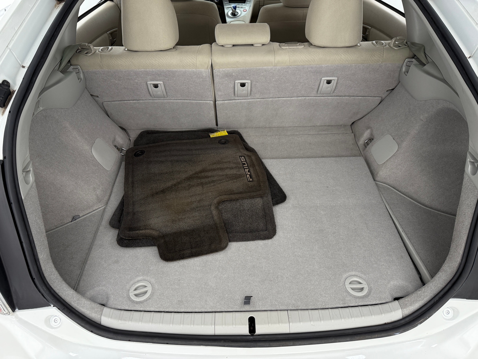 Thumbnail: 2014 Toyota Prius - 7