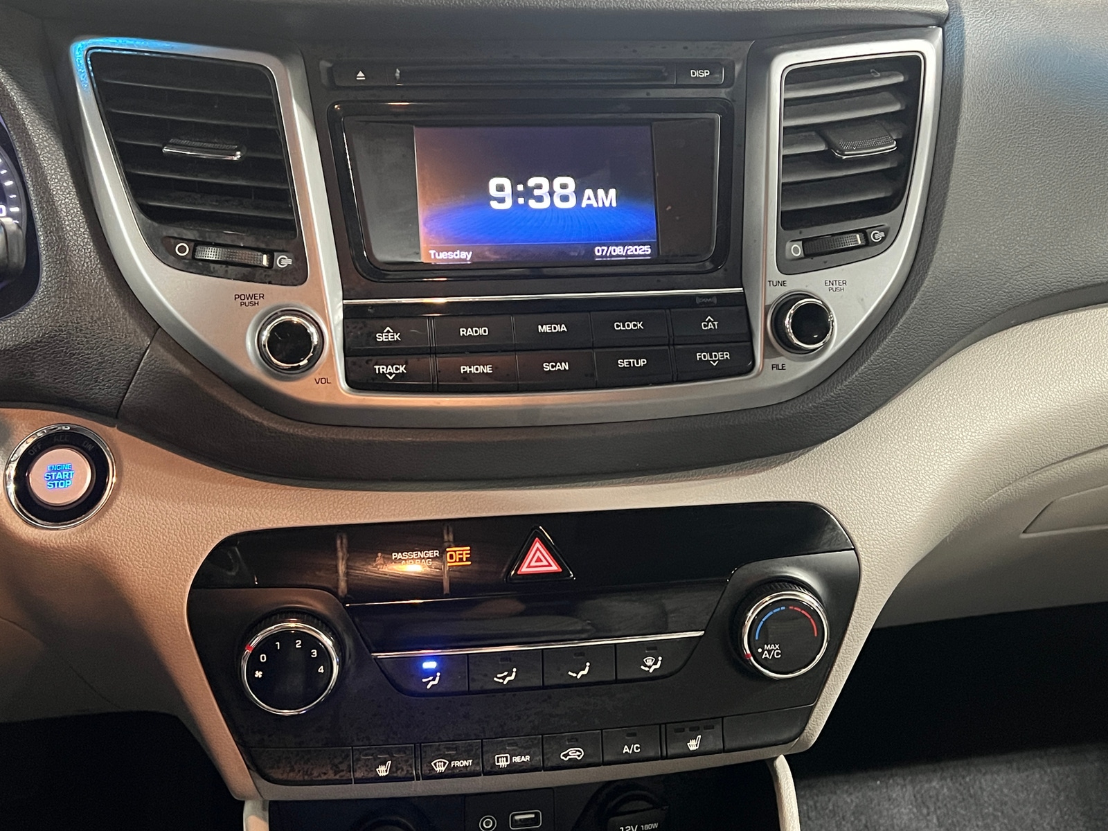 Thumbnail: 2017 Hyundai Tucson - 4