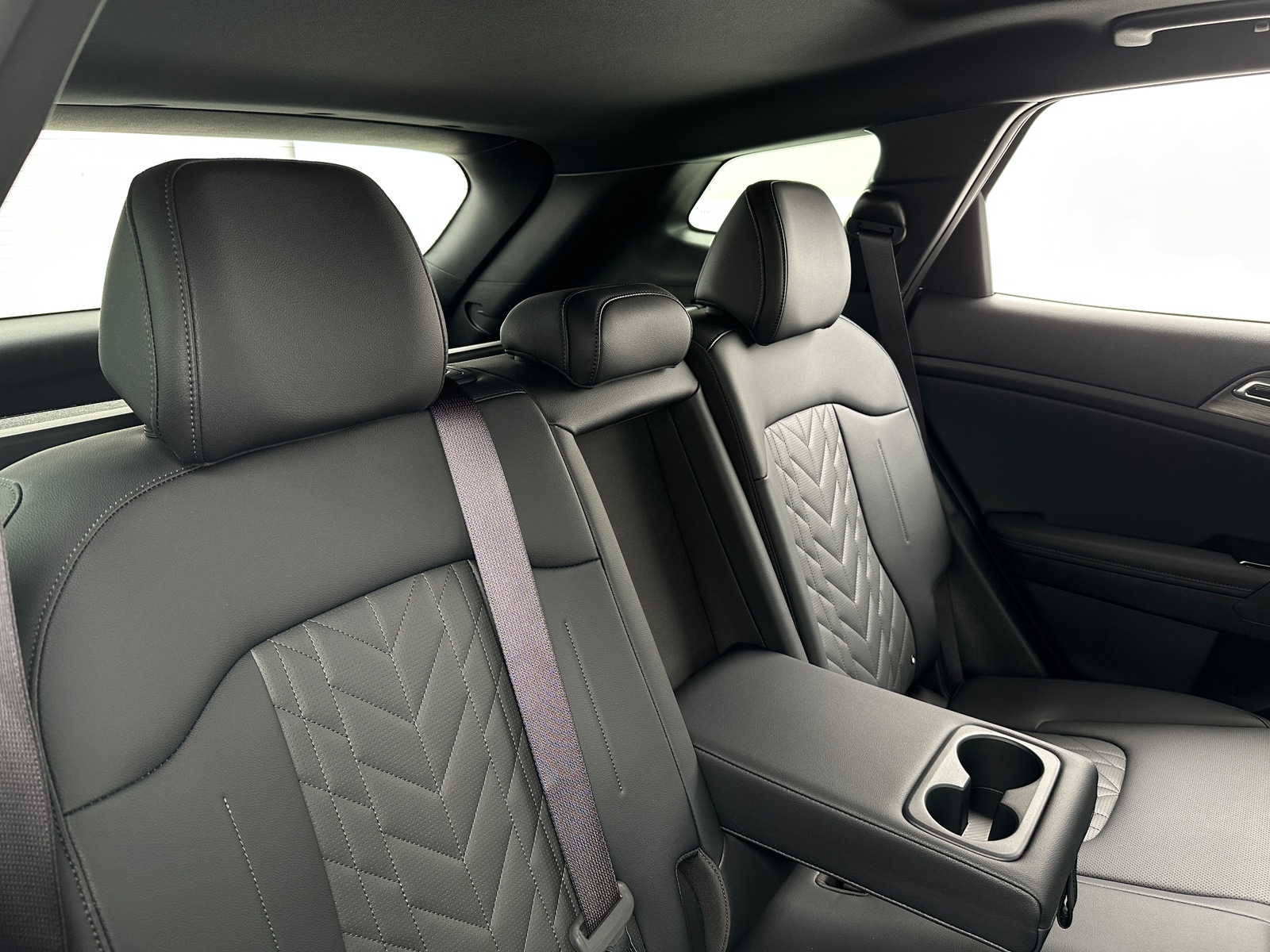 Thumbnail: 2024 Kia Sportage - 5