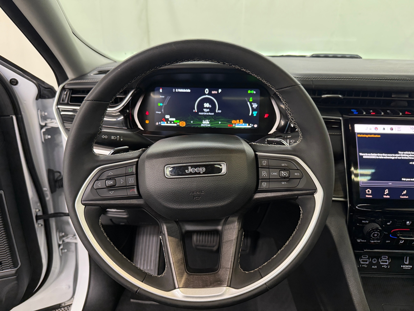 Thumbnail: 2022 Jeep Grand Cherokee - 4