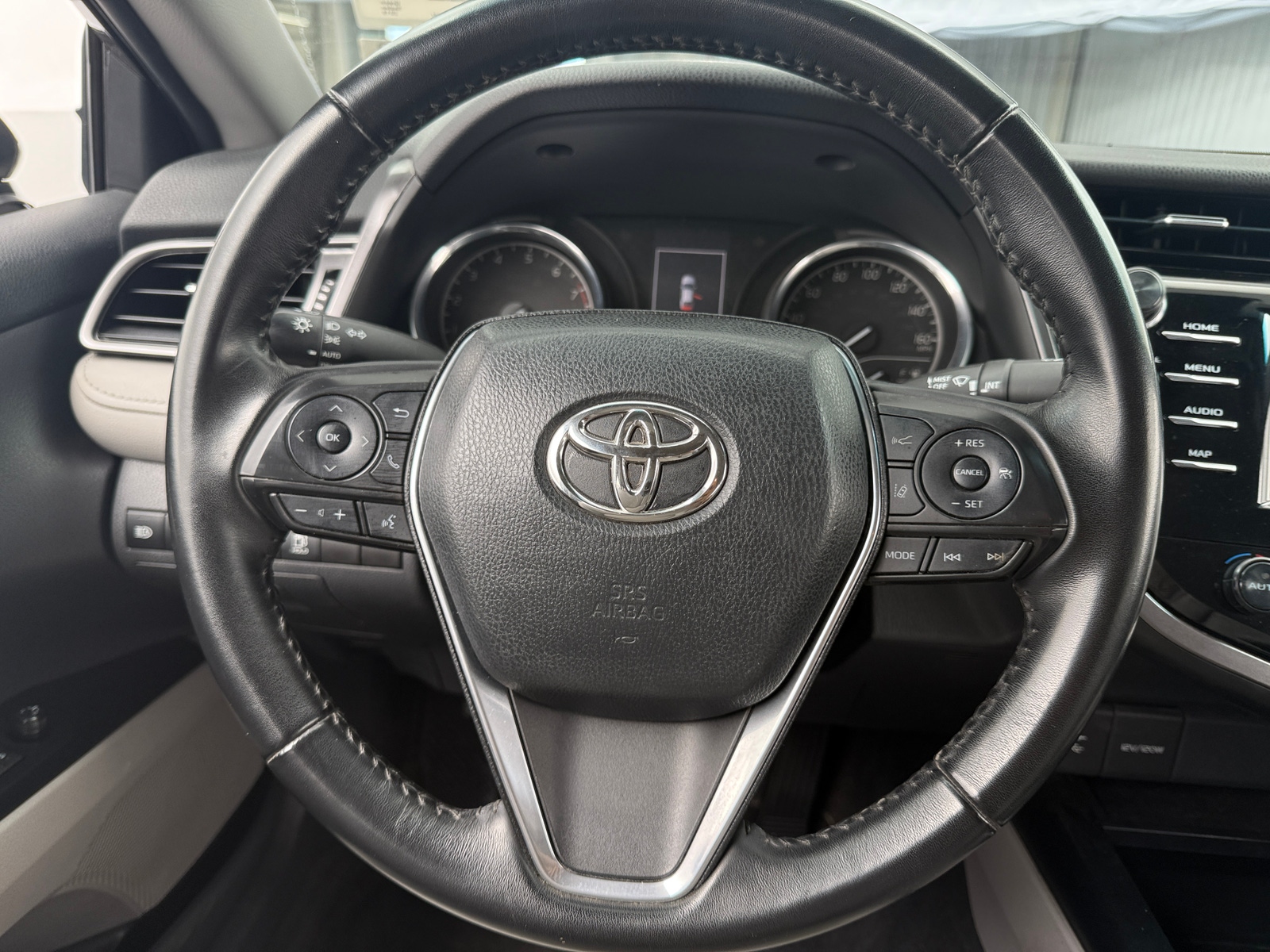 Thumbnail: 2019 Toyota Camry - 4