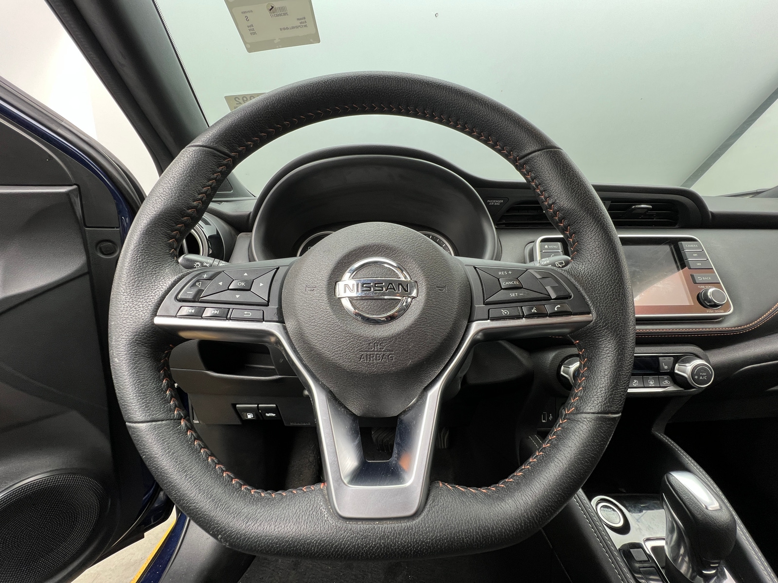 Thumbnail: 2020 Nissan Kicks - 4