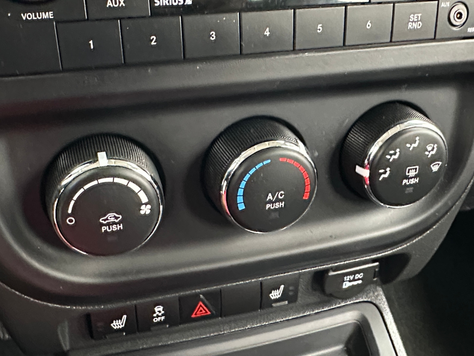 Thumbnail: 2014 Jeep Patriot - 4