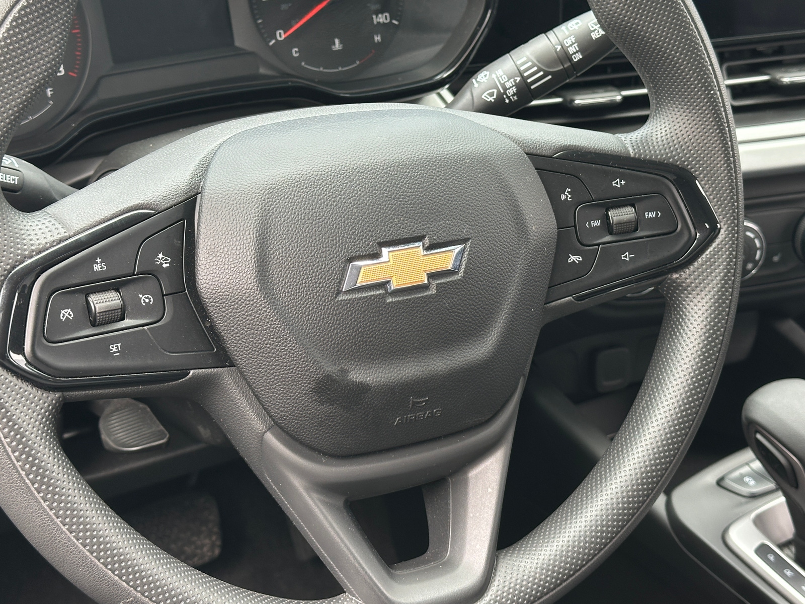 Thumbnail: 2025 Chevrolet Trax - 5
