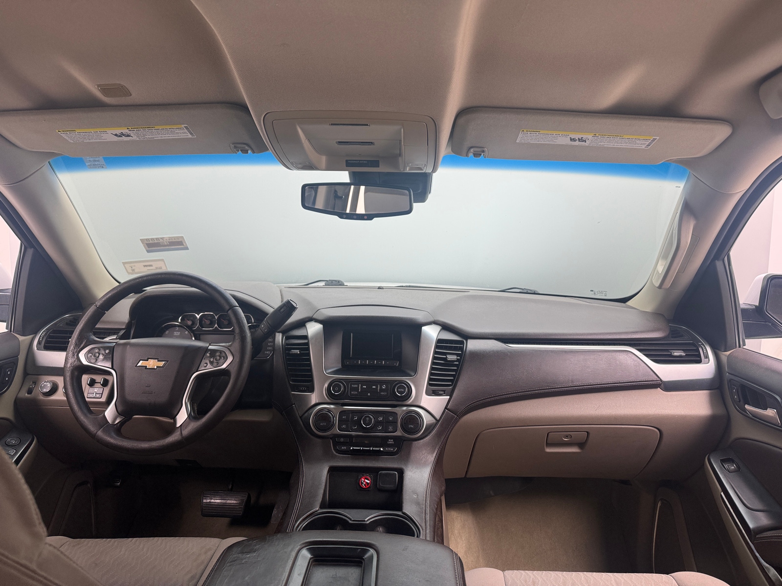 Thumbnail: 2015 Chevrolet Suburban - 3