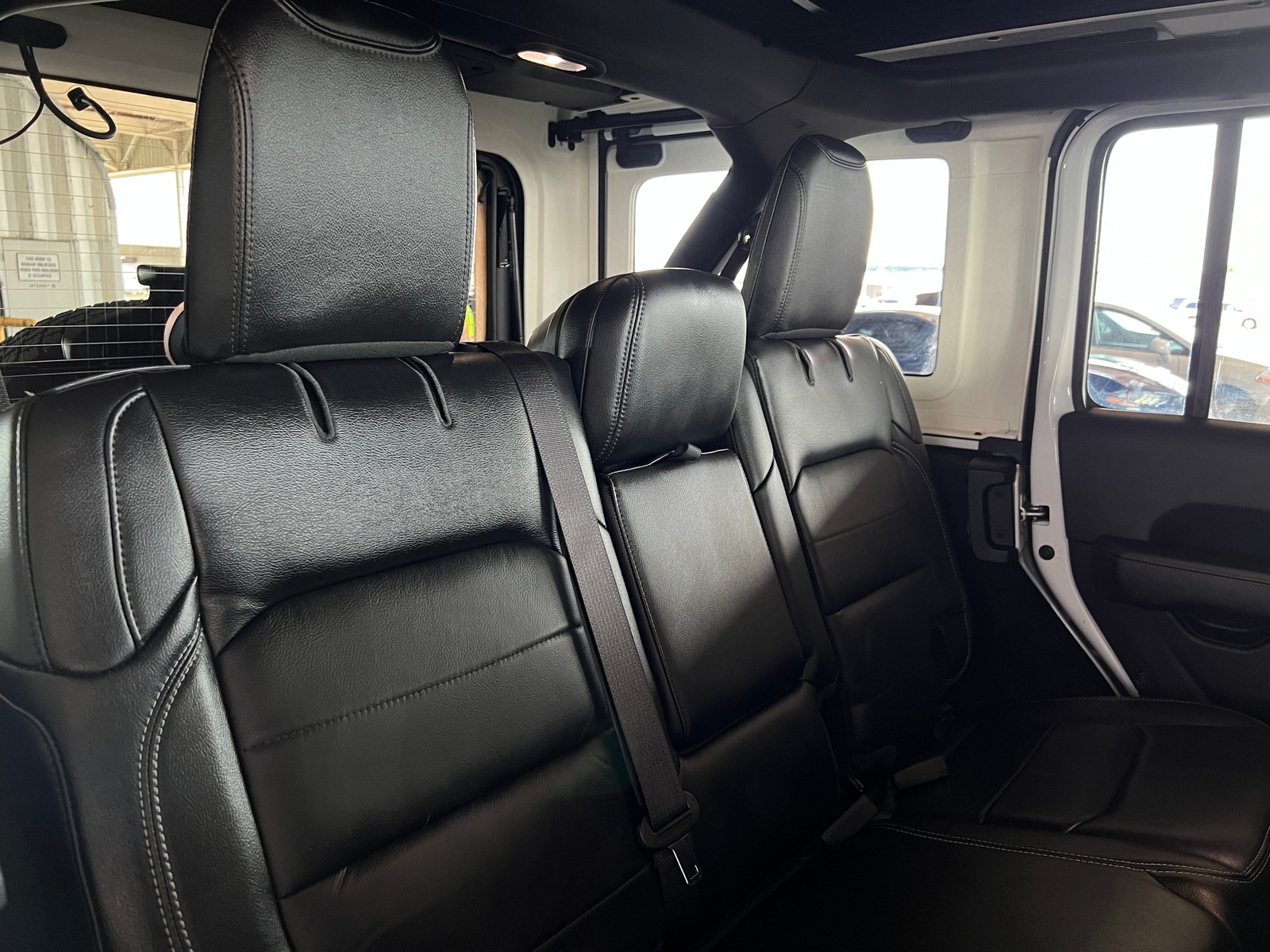 Thumbnail: 2020 Jeep Wrangler - 5
