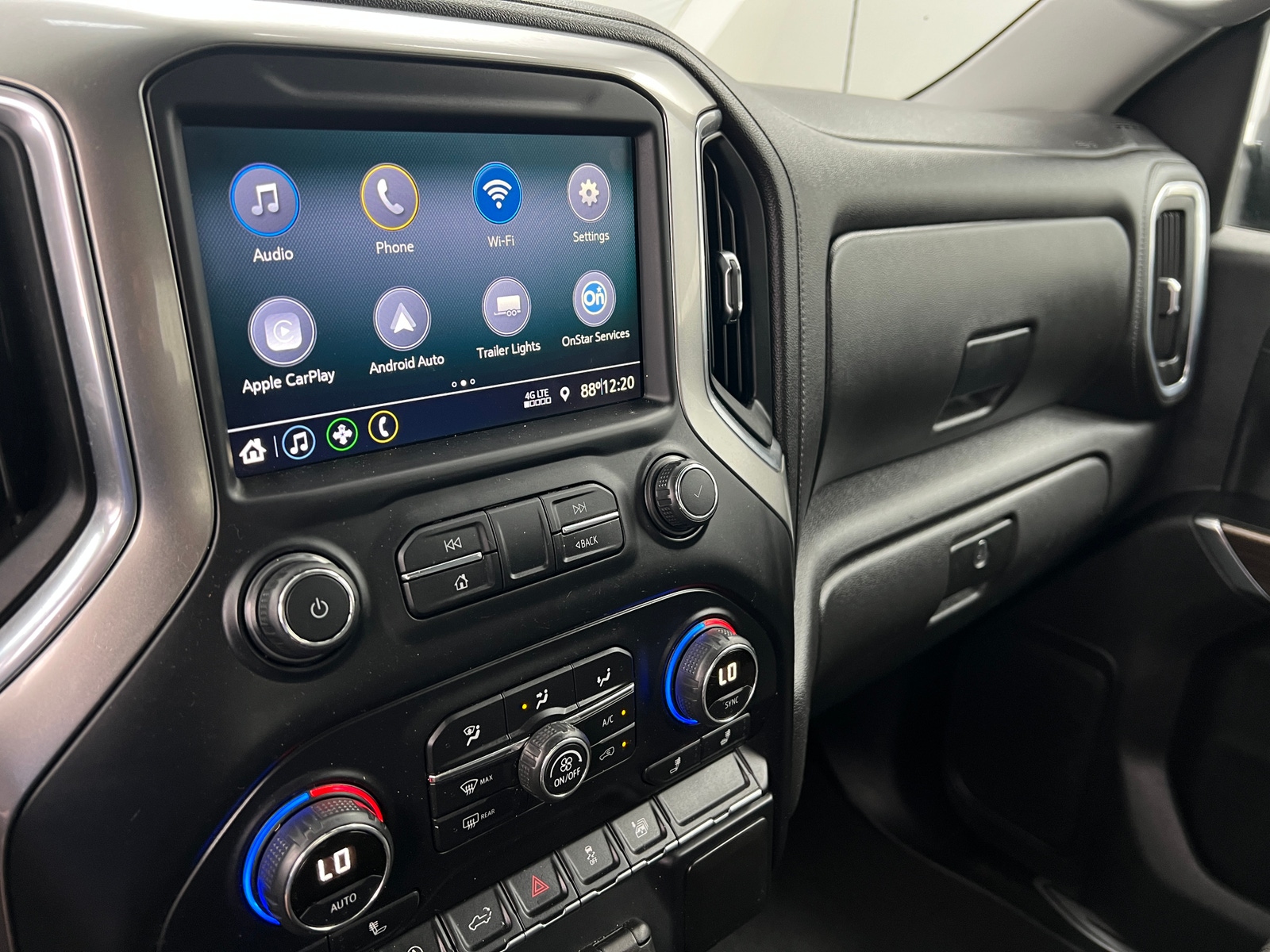 Thumbnail: 2021 Chevrolet Silverado 1500 - 4