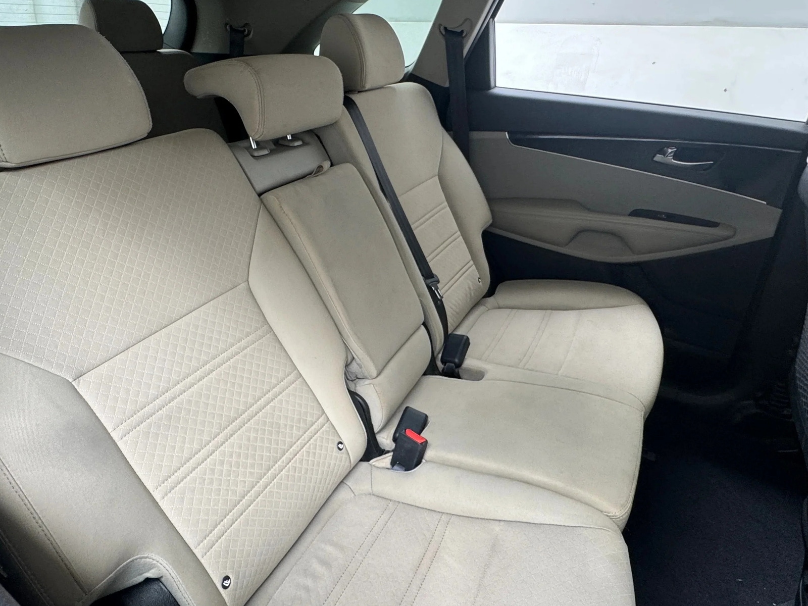 Thumbnail: 2019 Kia Sorento - 6