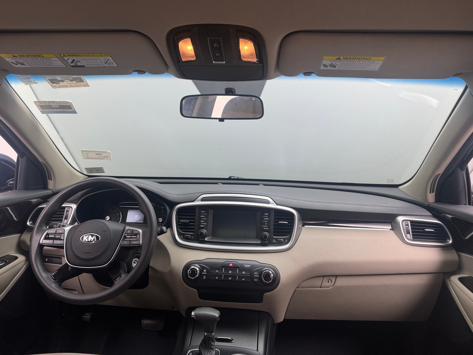 Thumbnail: 2019 Kia Sorento - 3