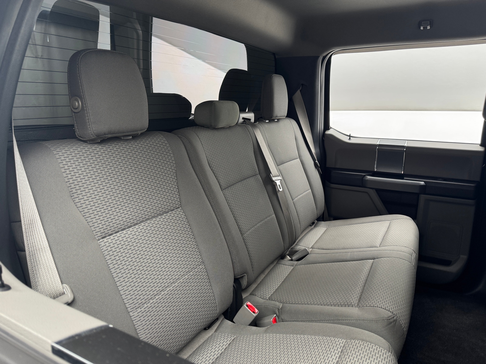 Thumbnail: 2016 Ford Econoline - 6