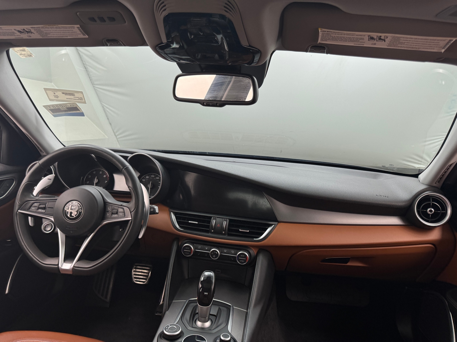 Thumbnail: 2017 Alfa Romeo Giulia - 2