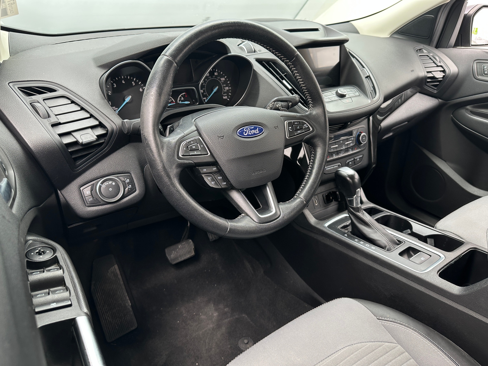 Thumbnail: 2018 Ford Escape - 3