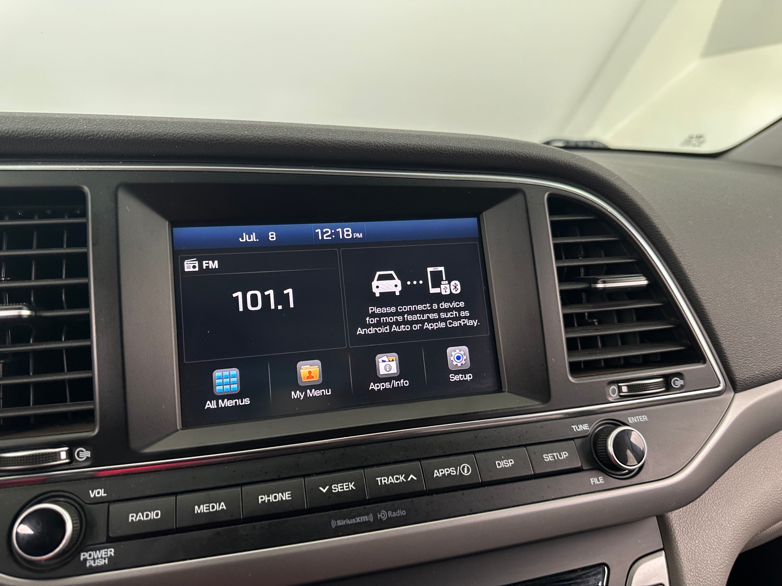 Thumbnail: 2018 Hyundai Elantra - 4