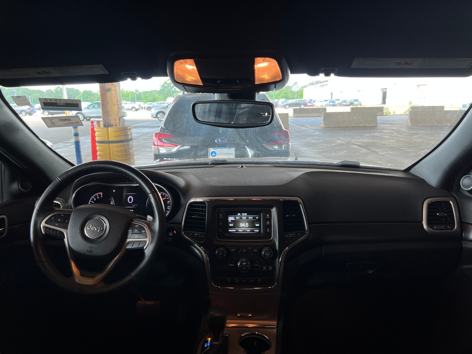 Thumbnail: 2017 Jeep Grand Cherokee - 3