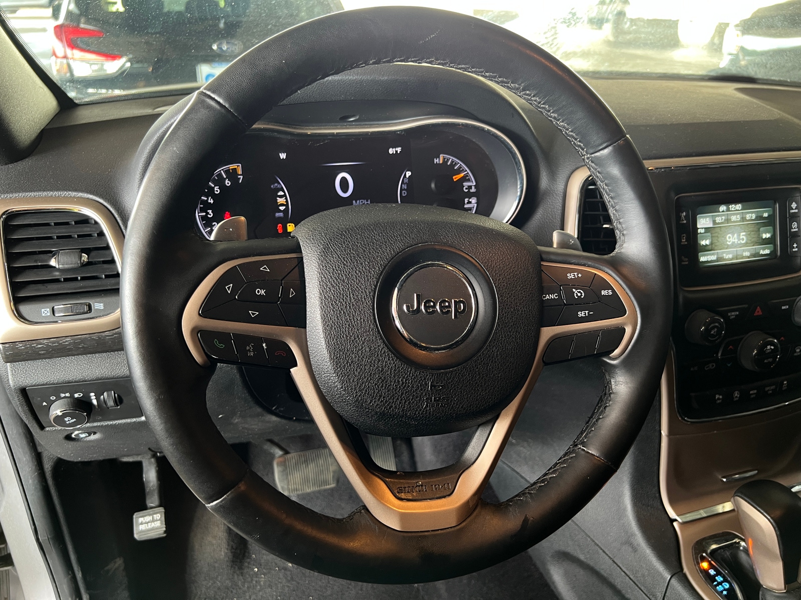 Thumbnail: 2017 Jeep Grand Cherokee - 5