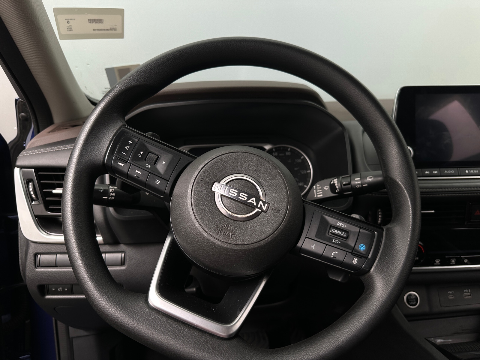 Thumbnail: 2022 Nissan Rogue - 5