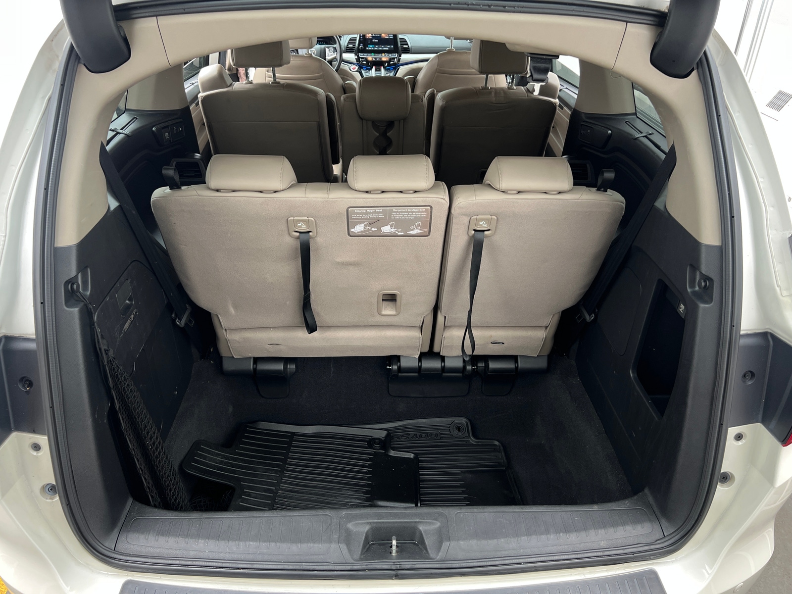 Thumbnail: 2019 Honda Odyssey - 6