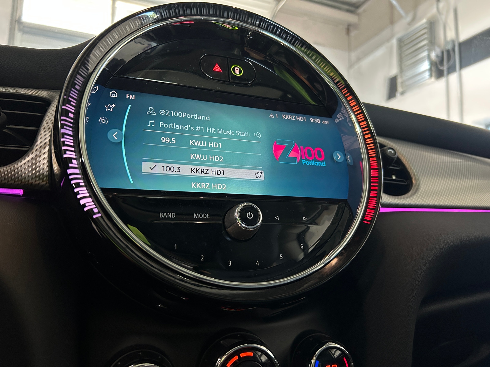Thumbnail: 2022 MINI Cooper Hardtop - 3