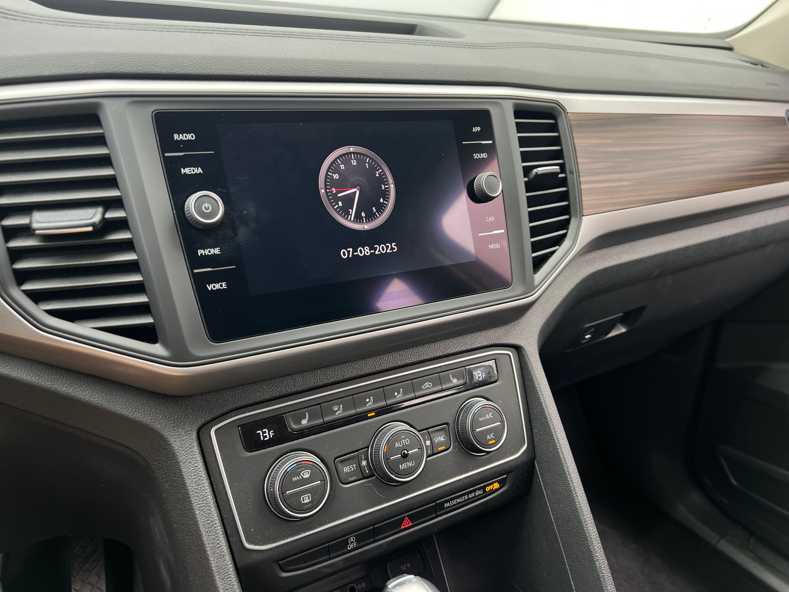 Thumbnail: 2021 Volkswagen Atlas - 3
