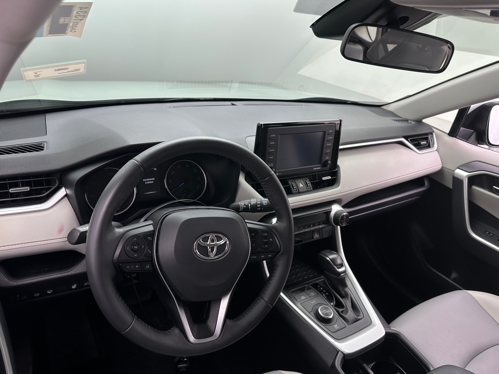 Thumbnail: 2022 Toyota RAV4 - 2