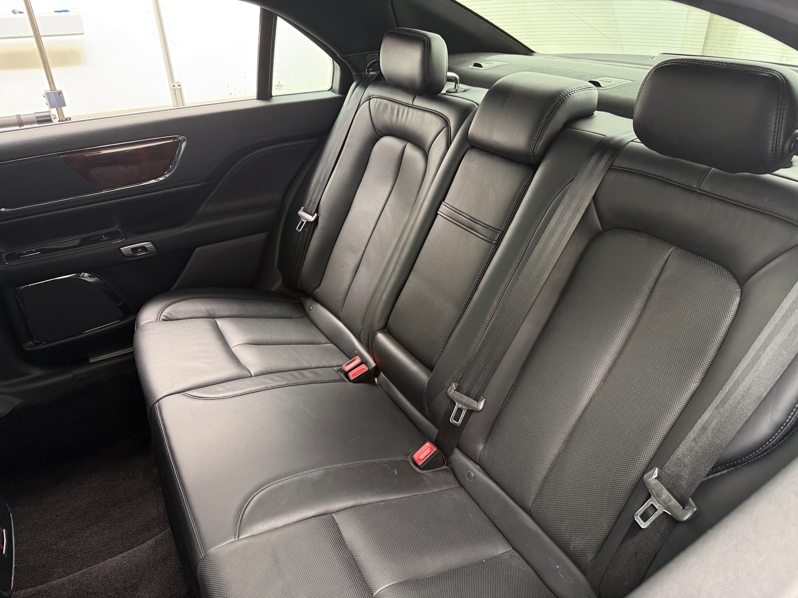 Thumbnail: 2017 Lincoln Continental - 5