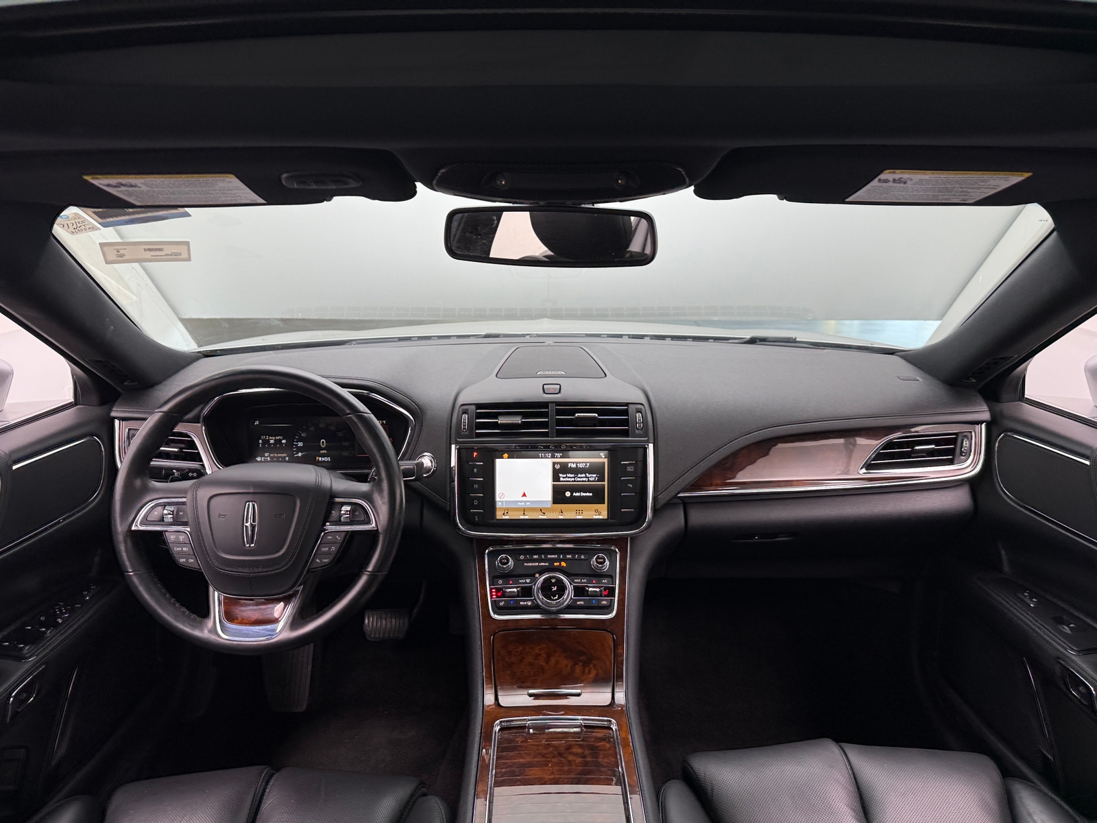 Thumbnail: 2017 Lincoln Continental - 2