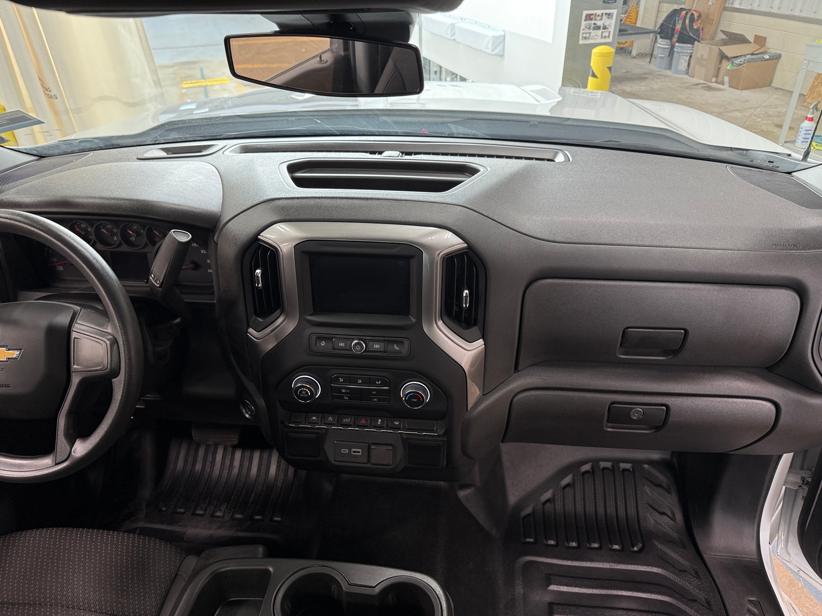 Thumbnail: 2024 Chevrolet Silverado 1500 - 3