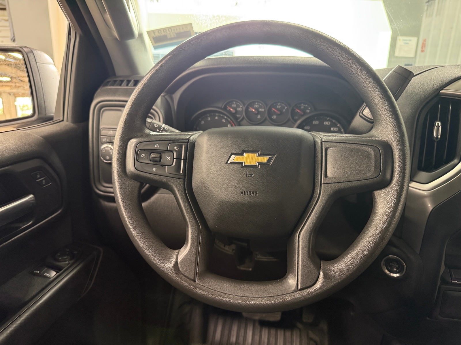 Thumbnail: 2024 Chevrolet Silverado 1500 - 5