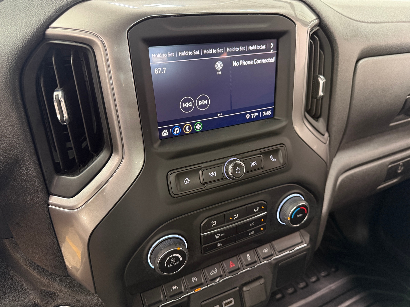 Thumbnail: 2024 Chevrolet Silverado 1500 - 4