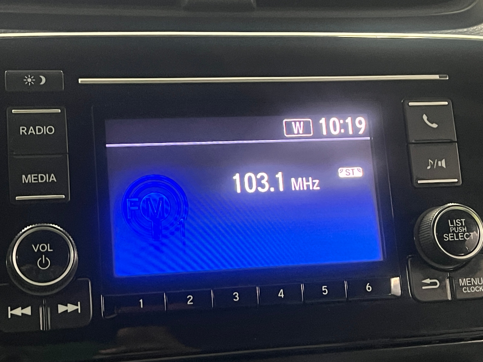 Thumbnail: 2019 Honda CR-V - 4