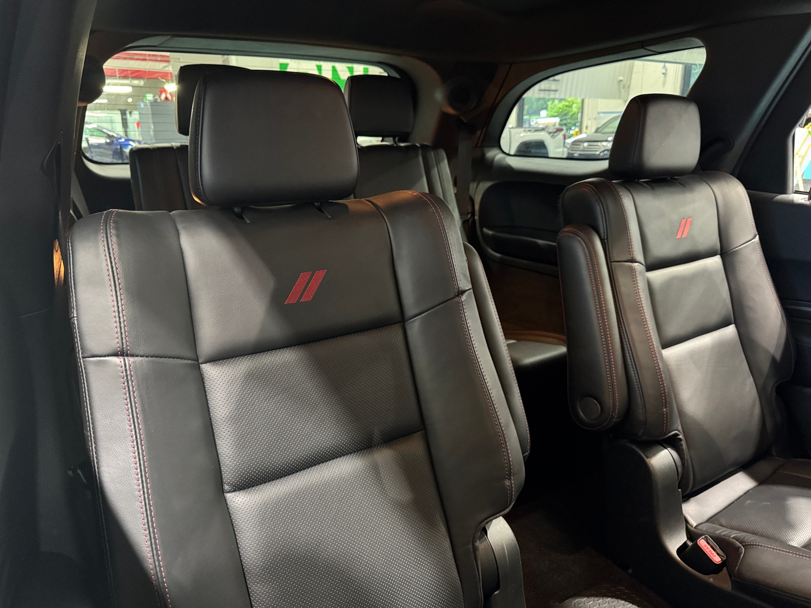 Thumbnail: 2022 Dodge Durango - 5