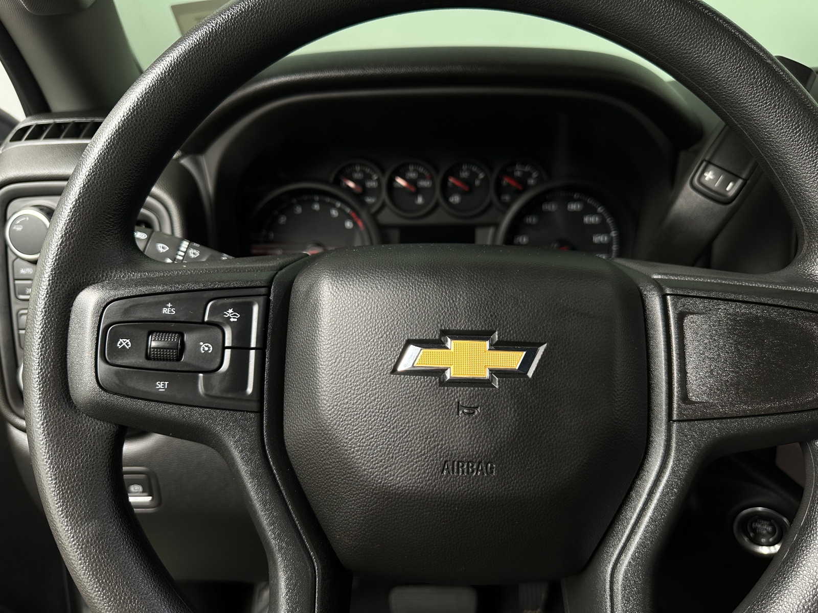 Thumbnail: 2024 Chevrolet Silverado 1500 - 5