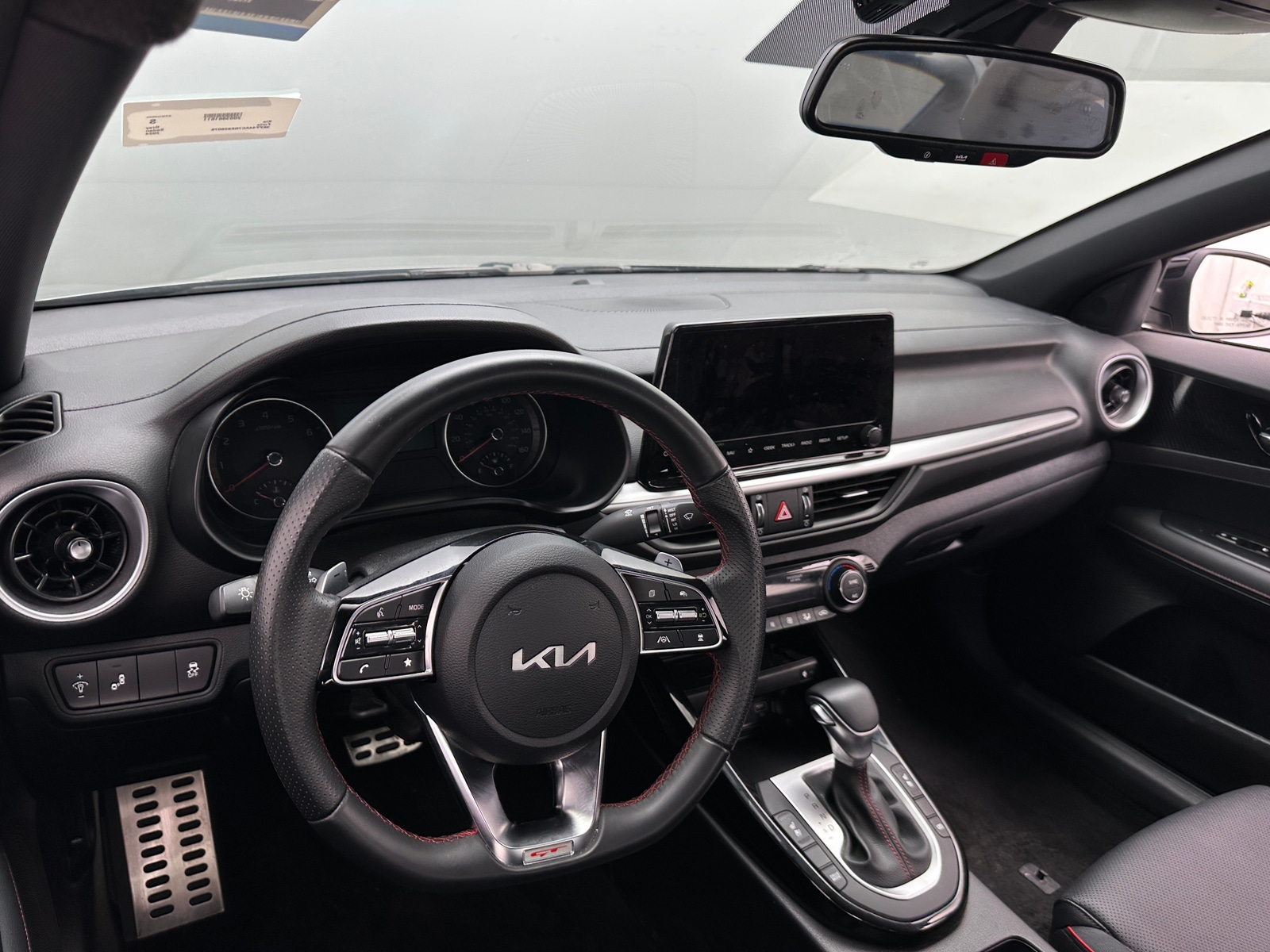 Thumbnail: 2024 Kia Forte - 3