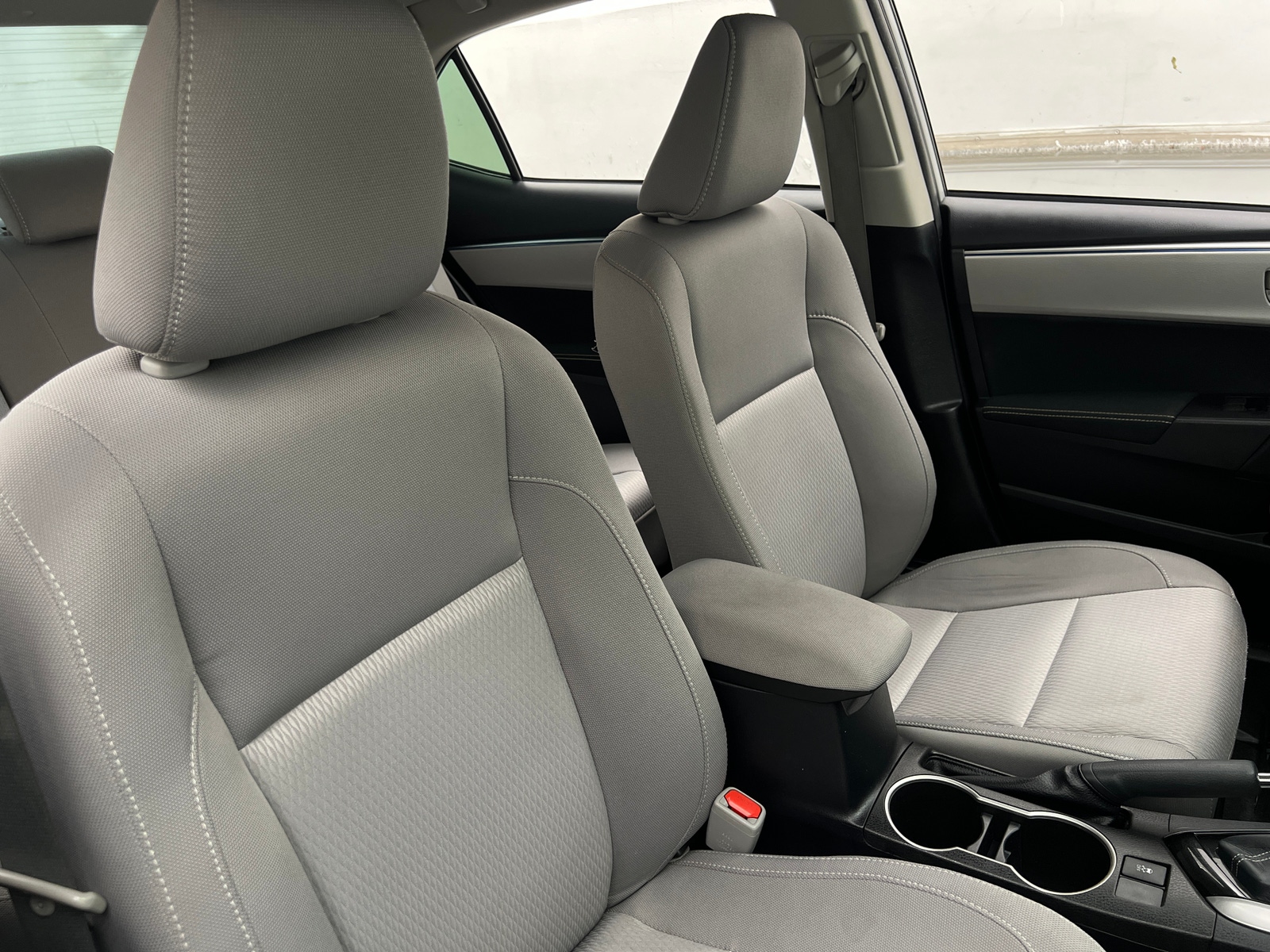 Thumbnail: 2014 Toyota Corolla - 2