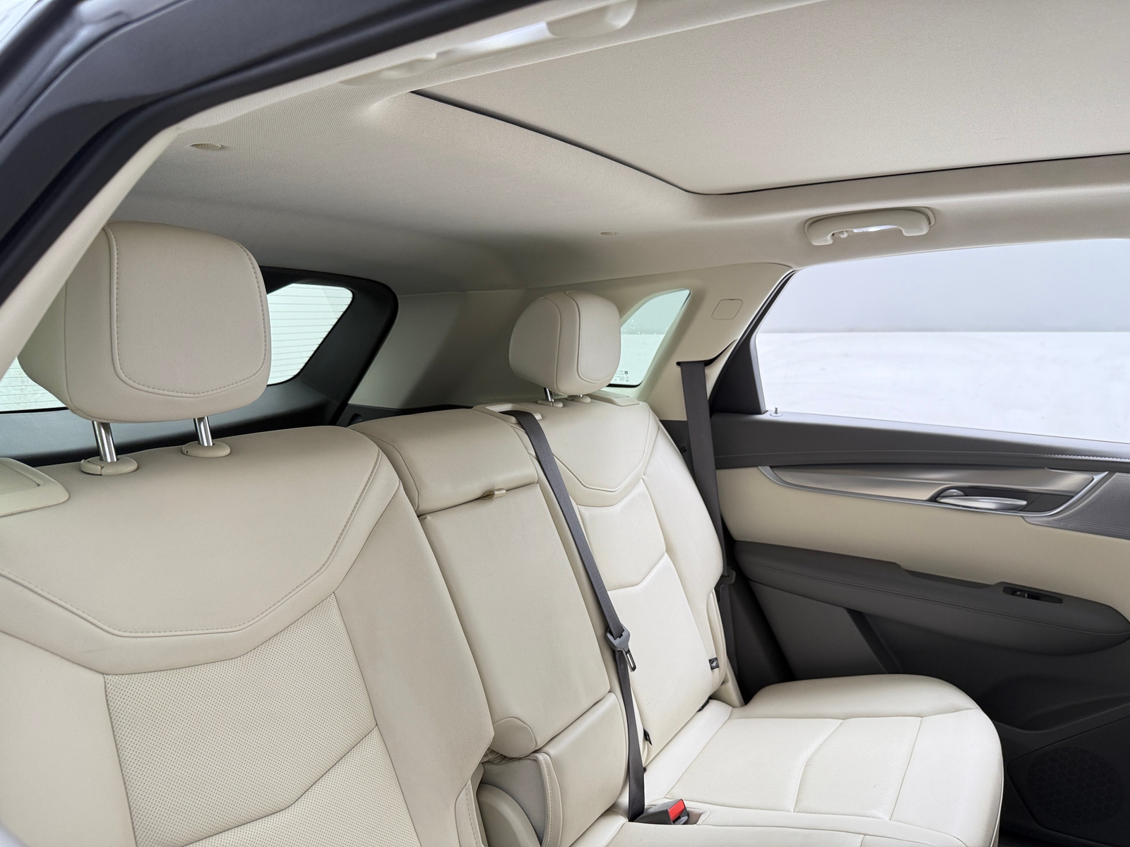 Thumbnail: 2023 Cadillac XT5 - 5