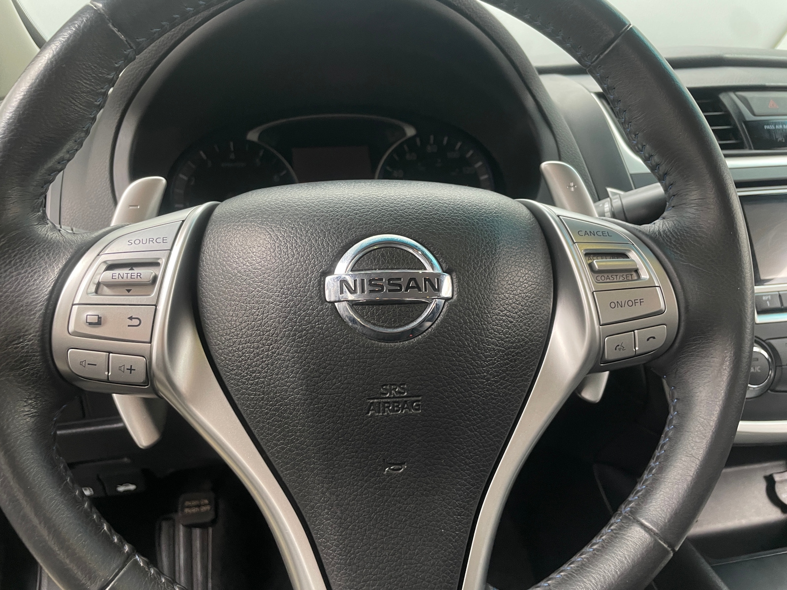Thumbnail: 2017 Nissan Altima - 5