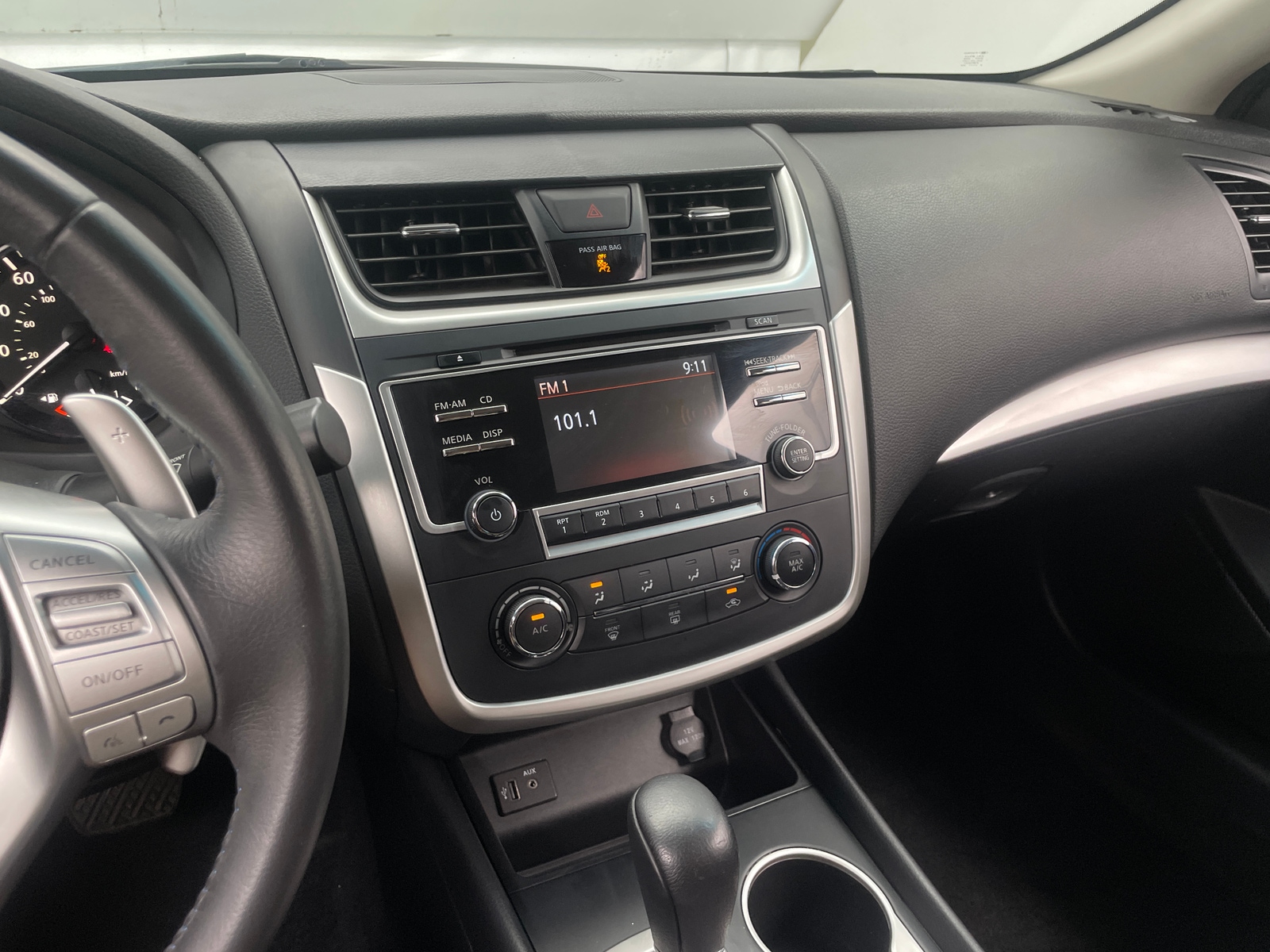 Thumbnail: 2017 Nissan Altima - 4