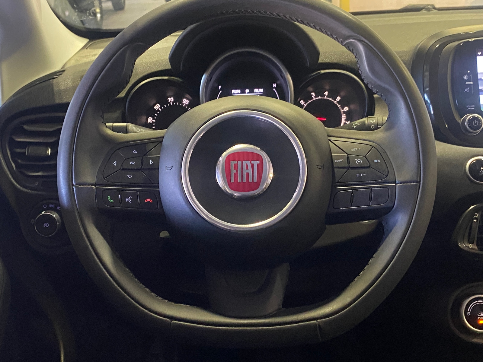 Thumbnail: 2017 Fiat 500X - 5