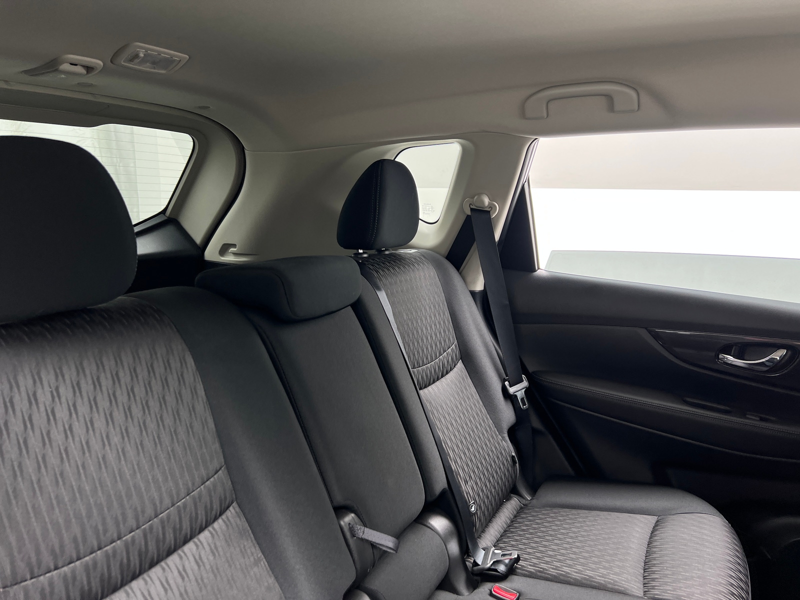 Thumbnail: 2020 Nissan Rogue - 6